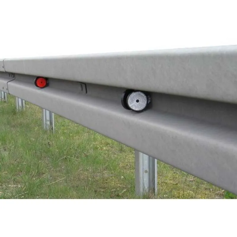 Schutzplanken-Reflektoren Ø 60 mm aus Kunststoff in Rot und Weiß – Bild 4